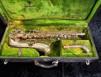 Beautiful! Original Gold Plate Frank Holton Elkhorn Alto Saxophone, Serial #29004